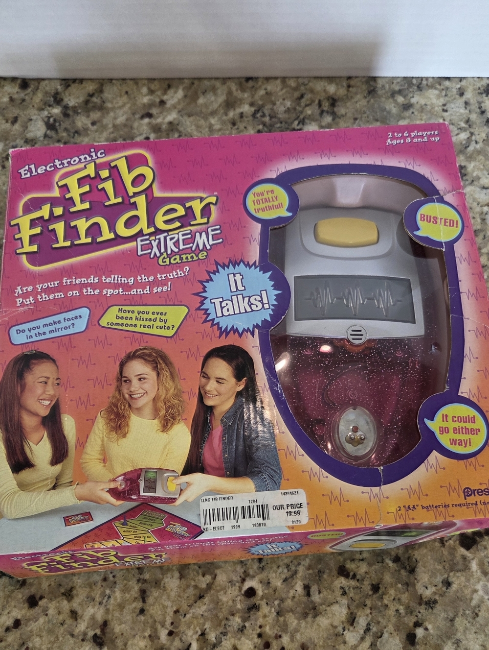 2003 Electronic Fib Finder Extreme Truth Telling Game by Pressman Works Complete
